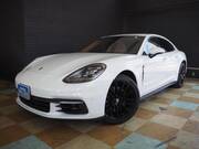 2017 PORSCHE PANAMERA