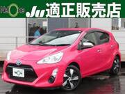 2016 TOYOTA AQUA