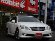 2012 TOYOTA CROWN