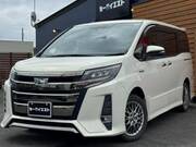 2018 TOYOTA NOAH