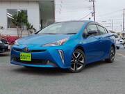 2019 TOYOTA PRIUS