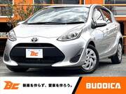2017 TOYOTA AQUA