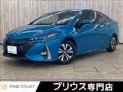 2017 TOYOTA PRIUS PHV