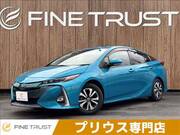 2017 TOYOTA PRIUS PHV