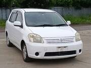 2004 TOYOTA RAUM