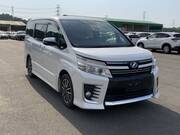 2015 TOYOTA VOXY