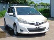 2011 TOYOTA VITZ F