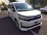 2015 TOYOTA VOXY HYBRID X