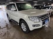 2017 MITSUBISHI PAJERO