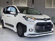 2023 TOYOTA SIENTA