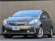 2012 TOYOTA PRIUS ALPHA S