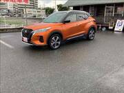 2020 NISSAN KICKS