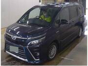 2017 TOYOTA VOXY