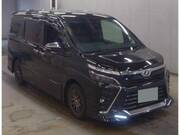 2019 TOYOTA VOXY
