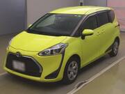 2019 TOYOTA SIENTA