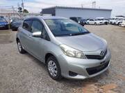 2013 TOYOTA VITZ F