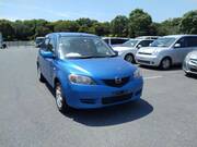 2004 MAZDA DEMIO COZY