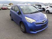 2011 TOYOTA RACTIS X