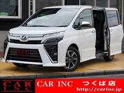 2018 TOYOTA VOXY