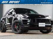 2016 PORSCHE MACAN