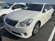 2012 TOYOTA CROWN