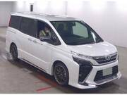 2020 TOYOTA VOXY