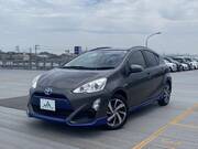 2016 TOYOTA AQUA
