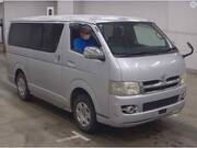2005 TOYOTA HIACE VAN