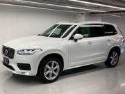 2023 VOLVO XC90