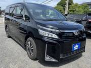 2018 TOYOTA VOXY
