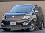 2011 TOYOTA VOXY