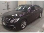 2014 TOYOTA CROWN HYBRID