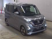 2022 NISSAN ROOX