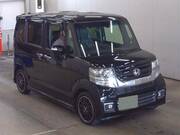 2016 HONDA N-BOX CUSTOM