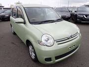 2015 TOYOTA SIENTA X