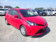 2015 TOYOTA VITZ F