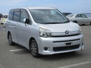 2013 TOYOTA VOXY X L EDITION