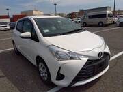 2017 TOYOTA VITZ F