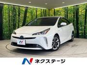 2019 TOYOTA PRIUS