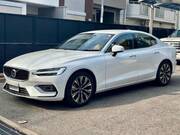 2023 VOLVO S60