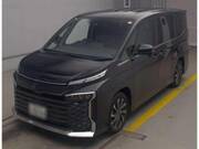 2022 TOYOTA VOXY