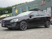2017 VOLVO V60