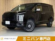 2019 MITSUBISHI DELICA D5