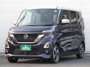 2020 NISSAN ROOX