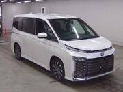 2023 TOYOTA VOXY