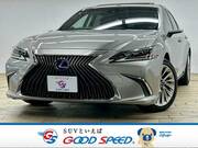 2019 LEXUS ES