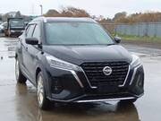 2020 NISSAN KICKS