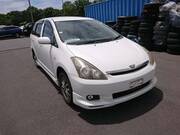 2004 TOYOTA WISH