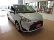 2020 TOYOTA SIENTA