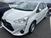 2016 TOYOTA AQUA S